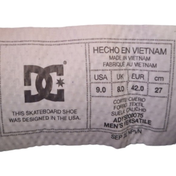 Men's DC Shoes - Picture 6 of 6
